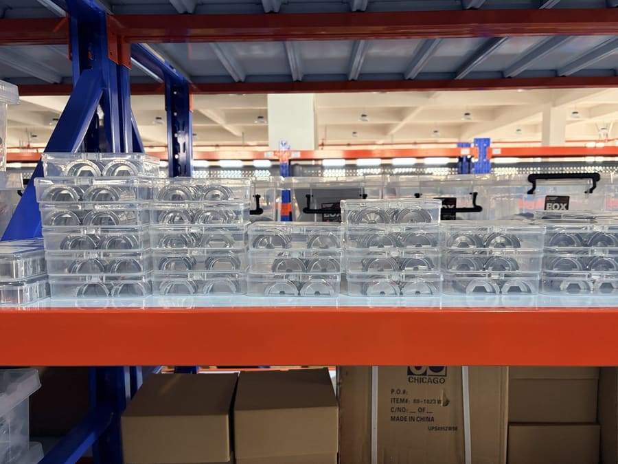 Press jaw die sets in export packaging